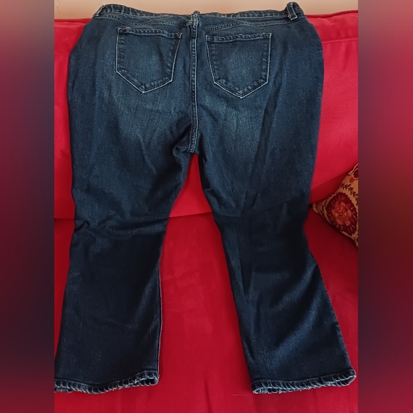 Old Navy 16Plus Woman's Jeans - Picture 4 of 4